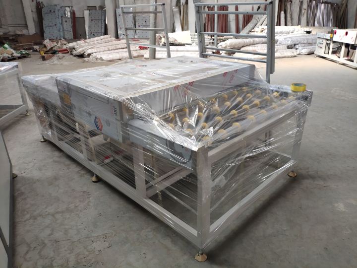 2023年，玻璃清洗（xǐ）幹燥機和（hé）丁基膠塗布機等臥式中空玻璃設備如何選擇靠譜（pǔ）的廠家